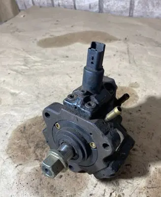 Peugeot 607 Fuel injection high pressure pump 0445010021 066868 82327321