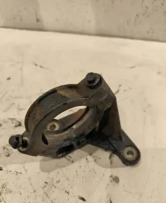 Volvo V70 Driveshaft support bearing bracket 30711363