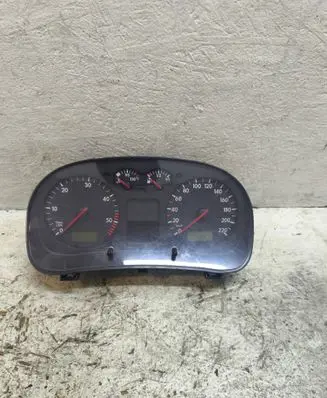 Volkswagen Golf IV Speedometer (instrument cluster) 1J0920825 0263628060 0510270254