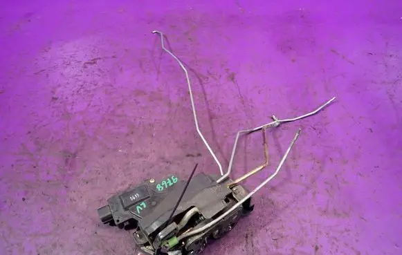 KIA Picanto Front door lock 