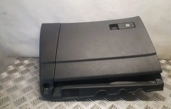 Volkswagen Sharan Glove box 7N2857114 7N2857097