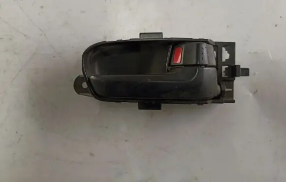 Rear door interior handle