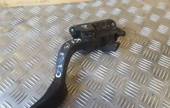 KIA Rio Accelerator throttle pedal 351904X601
