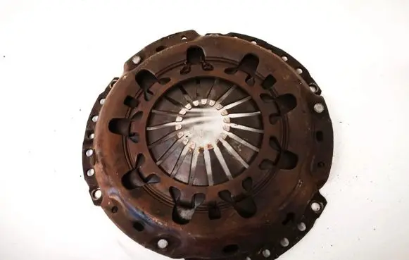 Volkswagen Polo Pressure plate 120025410