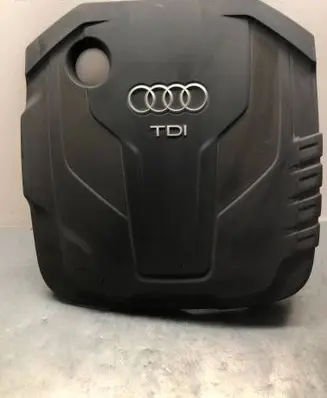 Audi A5 8T 8F Engine cover (trim) 04L103925L