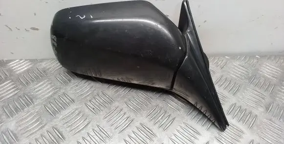 Mitsubishi Galant Front door electric wing mirror 00749