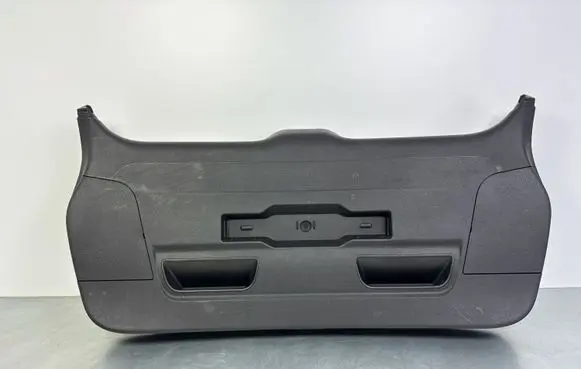 BMW 2 F46 Tailgate/boot lid cover trim 7318941