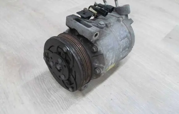 Volvo V70 Air conditioning (A/C) compressor (pump) 31291135 34792