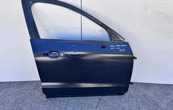 Volvo XC60 Front door 32345931
