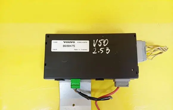 Volvo V50 Tow bar trailer control unit/module 8698475
