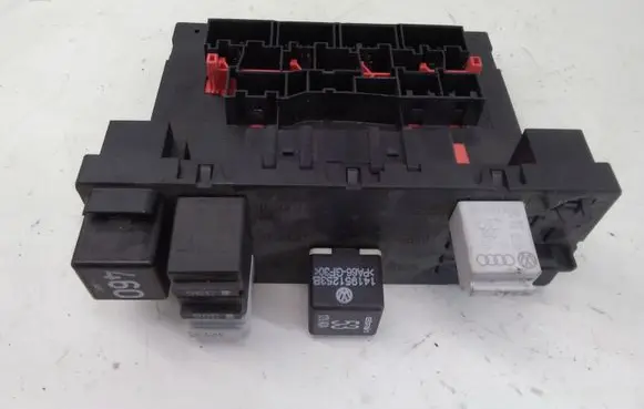 Audi A3 S3 8P Comfort/convenience module 8P0907279