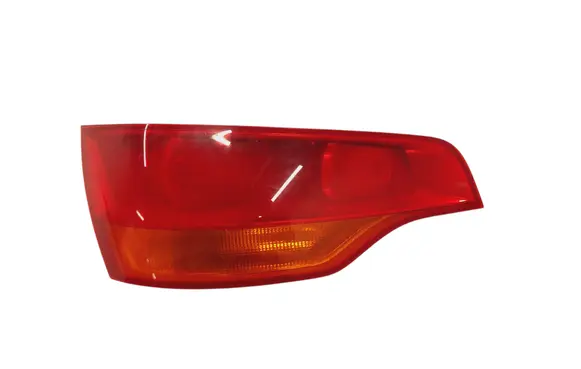 Audi Q7 4L Rear/tail lights 4L0945093