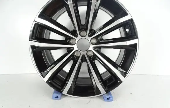 Volvo XC60 Original wheel cap 32358646