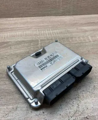 Audi A6 S6 C5 4B Engine control unit/module ECU 8E0907401P 0281011136