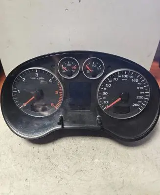 Audi A3 S3 A3 Sportback 8P Speedometer (instrument cluster) 8P0920930R