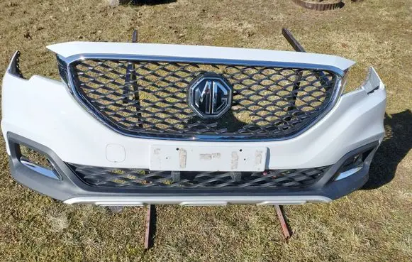 MG ZS Front bumper P10336751
