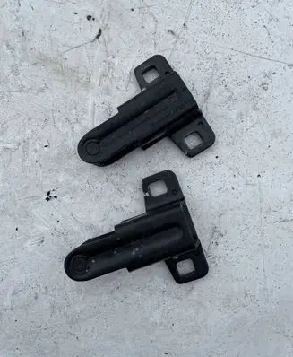 BMW X5 E53 Loading door lock loop/hook striker F00P0Z0154