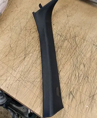 BMW 5 F10 F11 (A) pillar trim 9116348