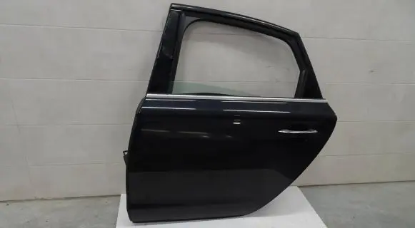 Audi A6 C7 Rear door