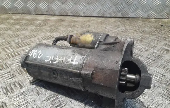 Renault Trafic II (X83) Starter motor D7R44 116260 19B20385RD