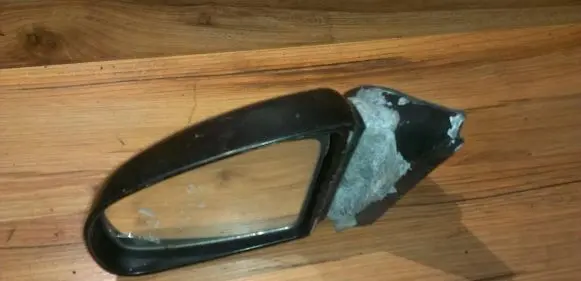 Hyundai Pony Front door electric wing mirror