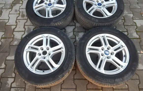 Ford Focus R16 alloy rim 