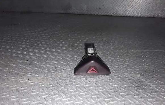 Volvo V70 Hazard light switch 30739320