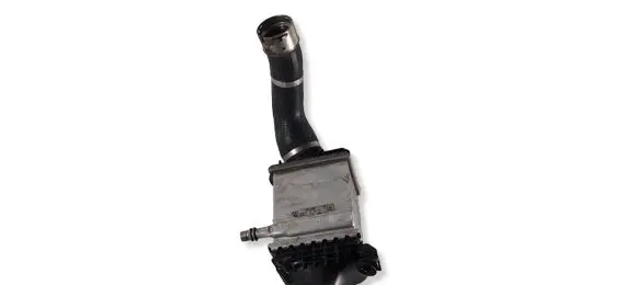 BMW 7 G11 G12 Intercooler radiator 228281