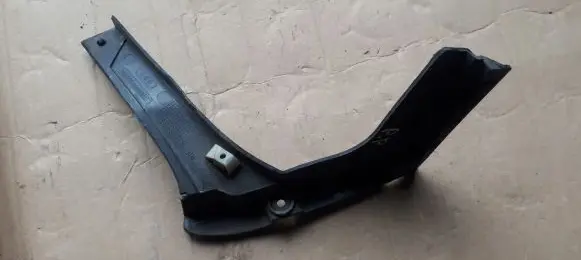 Audi A7 S7 4G Front bumper mounting bracket 4G8807084