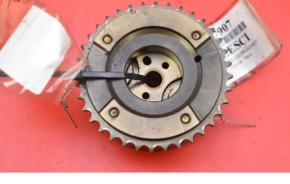 Toyota Yaris Crankshaft pulley 13070-47010