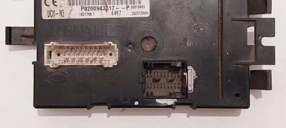 Renault Trafic II (X83) Engine control unit/module ECU P8200943317 18217981 00018469