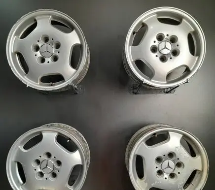 Mercedes-Benz E W210 R15 alloy rim KBA44276