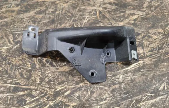 Fiat 500X Rear bumper mounting bracket 51937659
