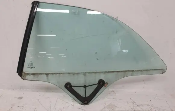 Mercedes-Benz E A207 Rear door window glass
