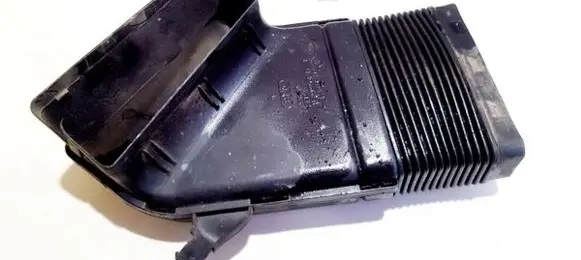 Audi A4 S4 B6 8E 8H Air intake hose/pipe 8e0129617b