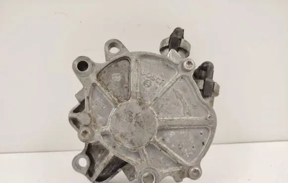 Jaguar XF X250 Vacuum pump 4R802A451AF