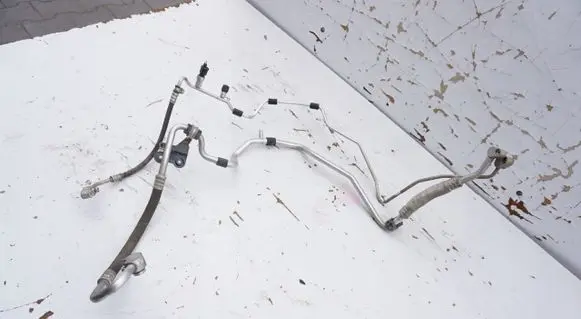 Volkswagen PASSAT B6 Air conditioning (A/C) pipe/hose PRZEWD