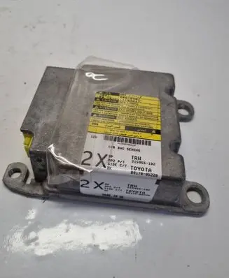 Toyota Avensis T250 Airbag control unit/module 20TSS6ST2 0225002168 022S00ZT68