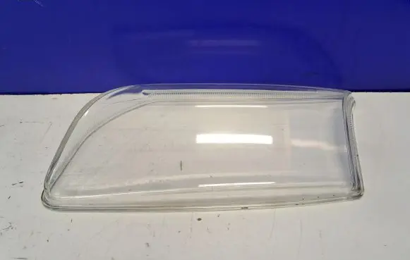 Volvo S80 Headlight lense 8662865
