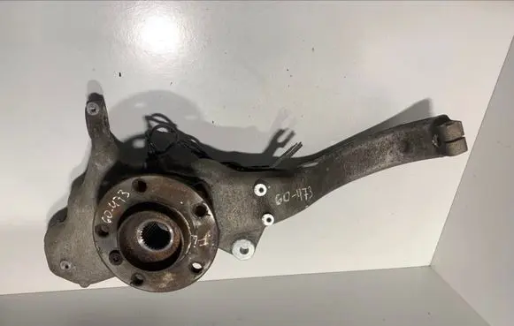 BMW X5 E70 Front wheel hub spindle knuckle 31216773784 6773784 60473