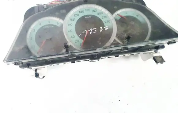 Toyota Corolla Verso AR10 Speedometer (instrument cluster) 838000f090 mb2574303100
