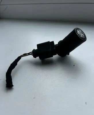 Audi A6 S6 C5 4B Parking PDC sensor 4B0919275F