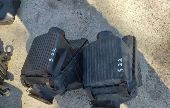 Toyota Celica T180 Air filter box cover 