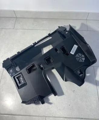 BMW 6 F12 F13 Dashboard lower bottom trim panel 9166702 10822910 9193005