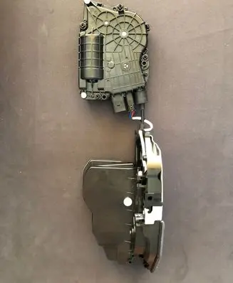 BMW X5 E70 Front door lock 51217315022 7315022