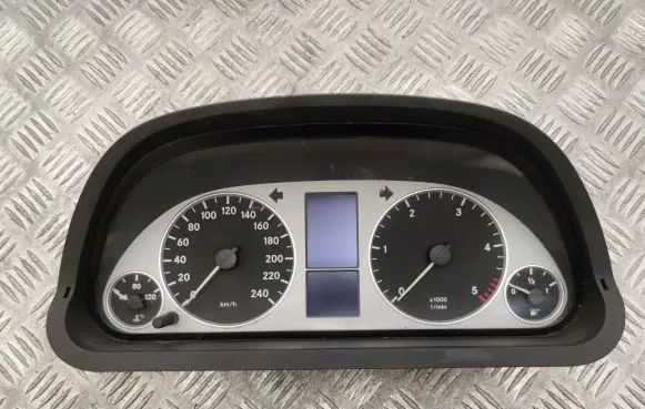 Mercedes-Benz B W245 Speedometer (instrument cluster) A1695401848