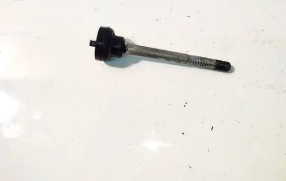 Nuts/bolts