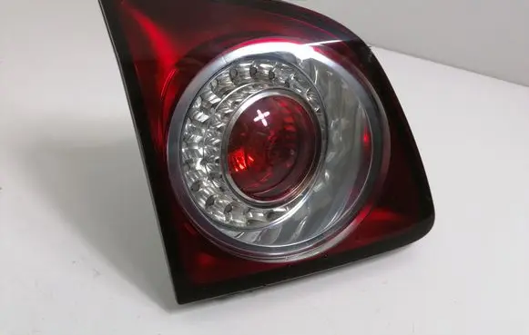 Volkswagen Golf Plus Tailgate rear/tail lights 5M0945093J