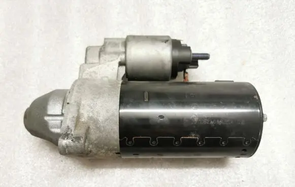 Mercedes-Benz S W221 Starter motor A6519062300