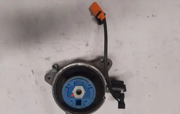 Audi A8 S8 D4 4H Gearbox mount 4H0399151AQ